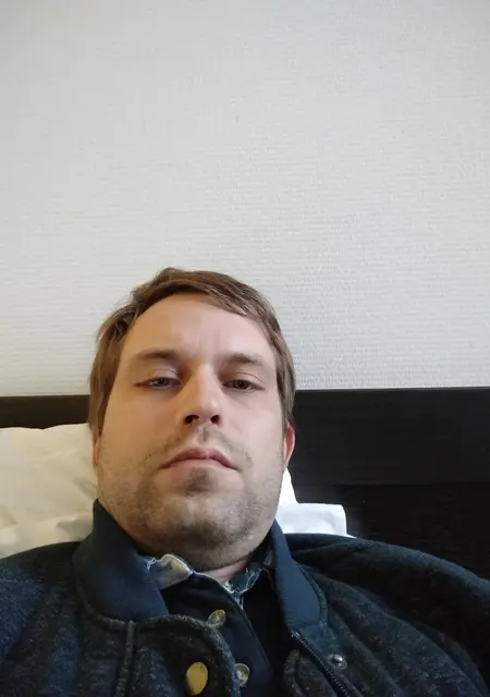 Дмитрий из Боровичей, мне 39, познакомлюсь на одну ночь