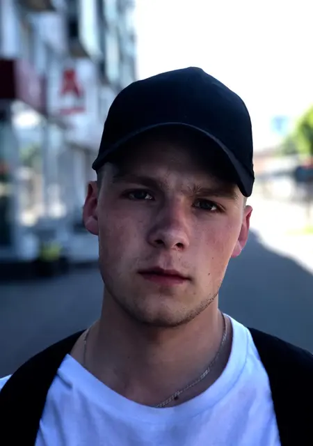 Я Илья, 27, знакомлюсь для приятного времяпровождения в Москве