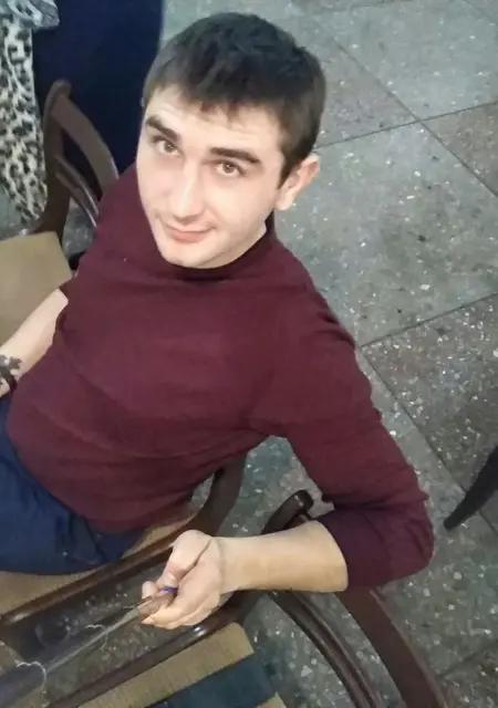 Александр из Молодечно, ищу на сайте знакомства на одну ночь