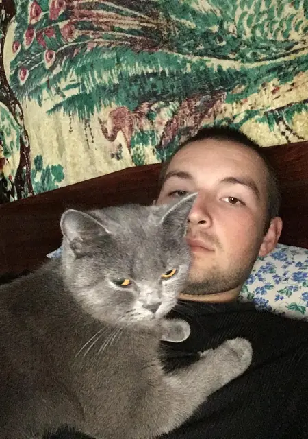 Саня из Армавира, ищу на сайте знакомства на одну ночь