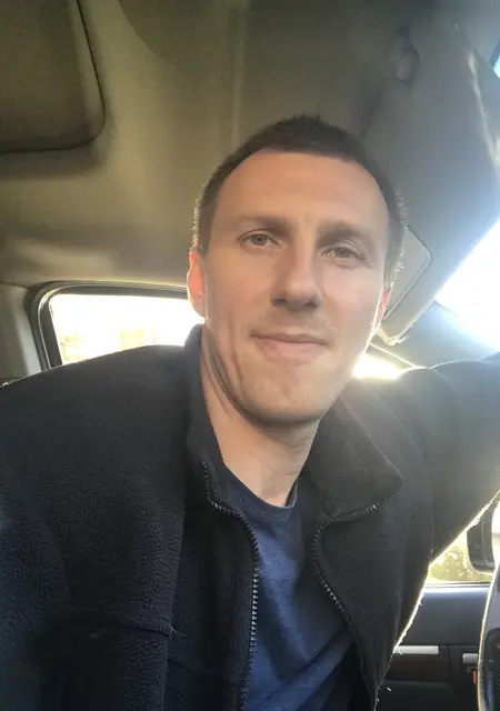 Я Aleks, 43, из Звенигорода, ищу знакомство для приятного времяпровождения