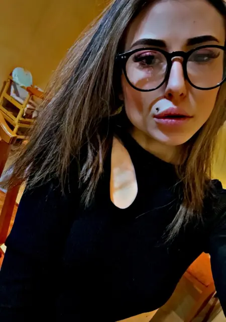 Кира из Улан-Удэ, ищу на сайте знакомства на одну ночь