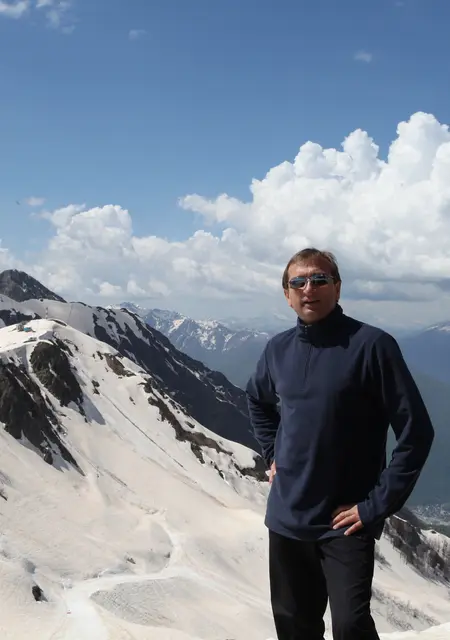 Сергей из Сочи, мне 53, познакомлюсь на одну ночь