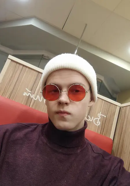 Артём из Санкт-Петербурга, ищу на сайте знакомства на одну ночь