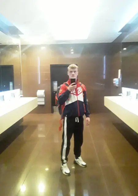 Я Evgeny, 27, знакомлюсь без обязательств в Франкфурте-на-майне