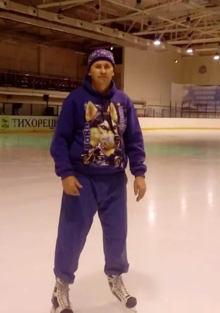 Дмитрий из Кропоткина, мне 47, познакомлюсь для дружбы