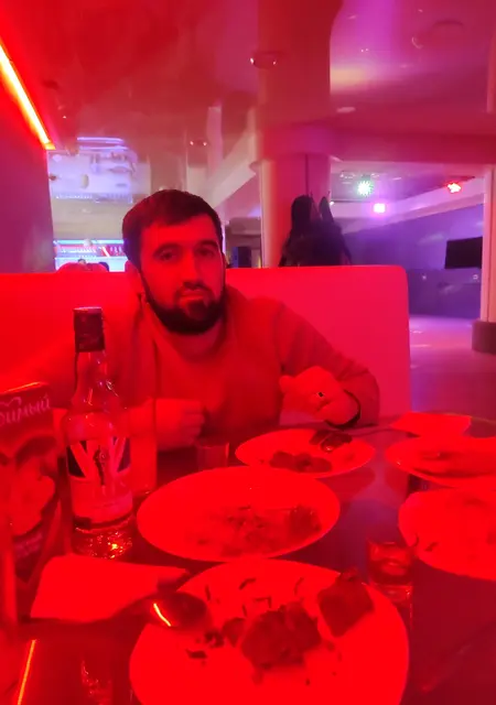 Я Shakhzod, 29, из Обнинска, ищу знакомство для постоянных отношений