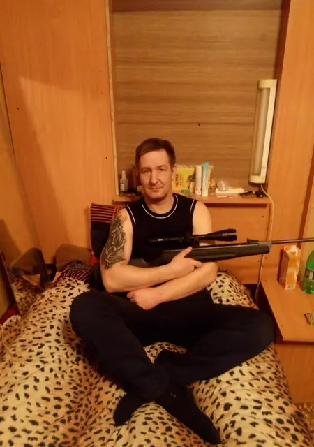 Я Nik, 45, из Пушкина, ищу знакомства без обязательств