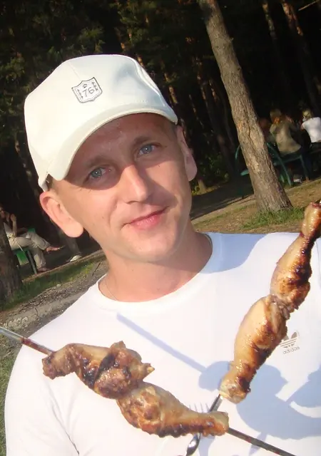 Николай из Кирова, ищу на сайте знакомства на одну ночь