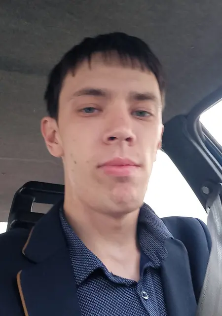 Я Михаил, 32, из Назарова, ищу знакомства без обязательств