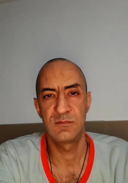 Я Артем, 39, из Добринки, ищу знакомства без обязательств