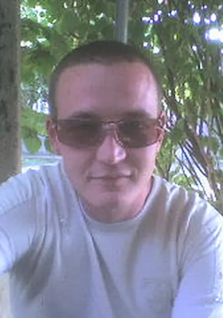 Я Владимир, 41, из Измаила, ищу знакомства на одну ночь