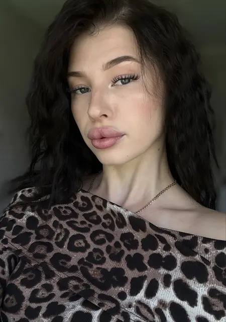 Я Ника, 25, знакомлюсь для вирта в Новокузнецке