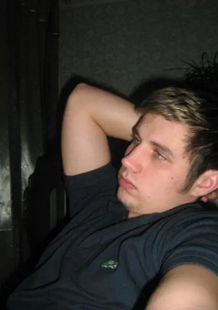 Я Олег, 37, знакомлюсь без обязательств в Кировске