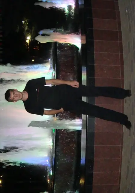 Я Антон, 43, из Кисловодска, ищу знакомства без обязательств