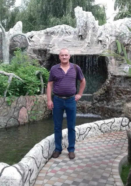 Иван из Санкт-Петербурга, ищу на сайте знакомства на одну ночь