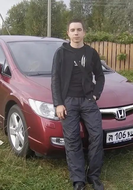 Я Сергей, 25, знакомлюсь для дружбы в Шахтинске