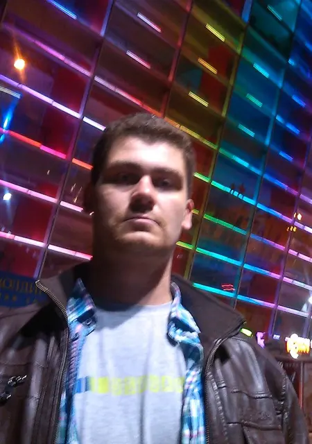 Les Paul из Краснокамска, ищу на сайте знакомства на одну ночь