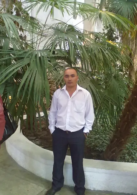 Rustam из Магнитогорска, мне 40, познакомлюсь без обязательств