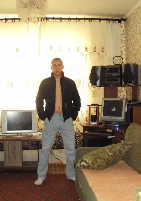 Я Игорь, 35, из Губкина, ищу знакомство для дружбы