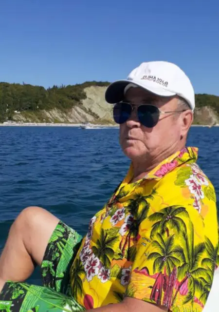 Михаил из Горячего Ключа, ищу на сайте знакомства без обязательств