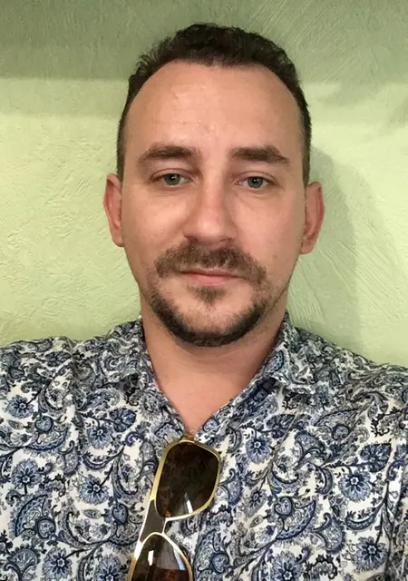 Ильгар из Колы, ищу на сайте общение