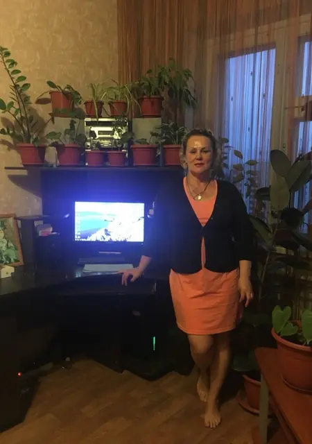 Я Ольга, 57, из Нижневартовска, ищу знакомство для постоянных отношений