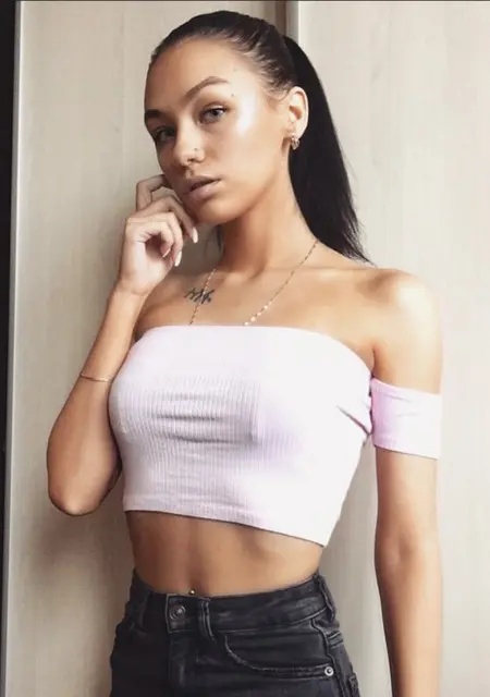 Джессика из Иркутска, ищу на сайте общение