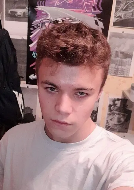 Кирилл из Великого Новгорода, ищу на сайте знакомства без обязательств