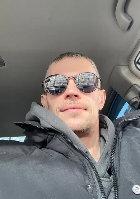 Александр из Спасска-Дальнего, мне 38, познакомлюсь без обязательств