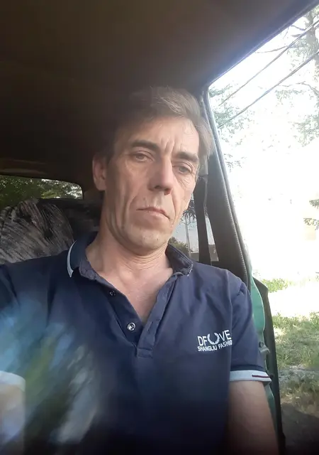 Евгений из Челябинска, ищу на сайте знакомства на одну ночь