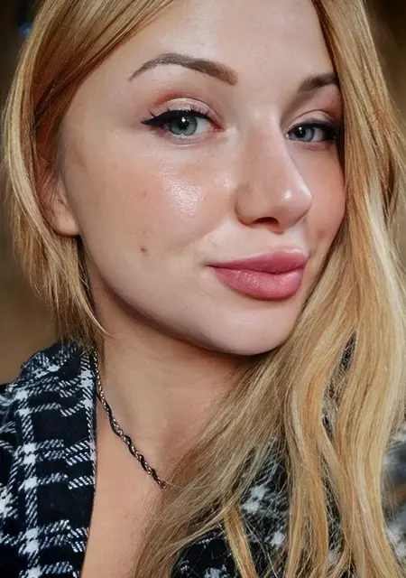 Bella из Санкт-Петербурга, ищу на сайте общение