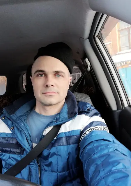 Жека из Ачинска, ищу на сайте знакомства на одну ночь