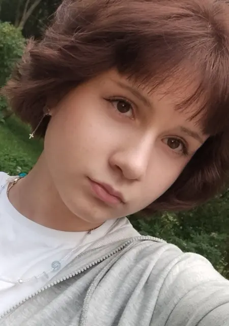 Я Оля, 20, из Санкт-Петербурга, ищу знакомство для открытые отношения