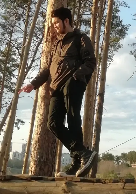 Я Джонни, 30, из Екатеринбурга, ищу знакомства на одну ночь