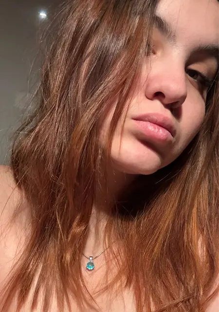 Anastasii из Магадана, мне 18, познакомлюсь для вирта