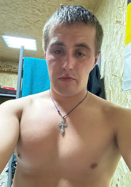 Я Владимир, 27, знакомлюсь для общения в Екатеринбурге