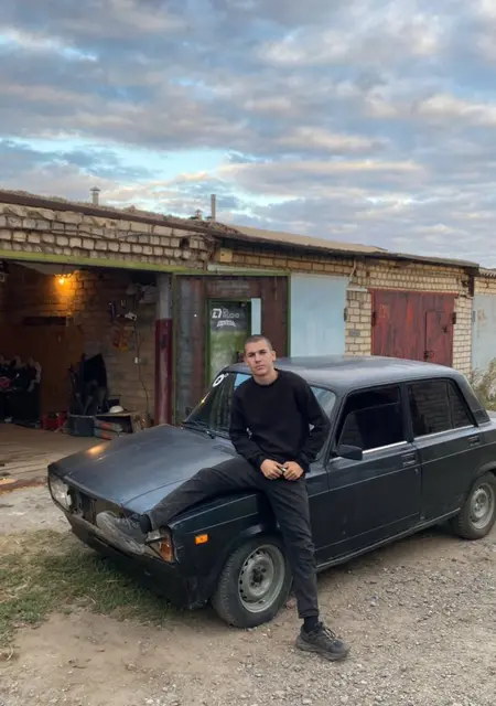 Я Дима, 19, знакомлюсь для приятного времяпровождения в Москве