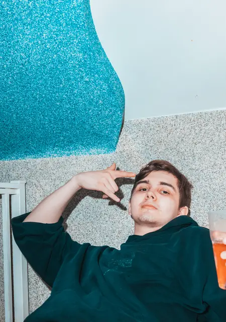 Я Андрей, 23, знакомлюсь без обязательств в Твери