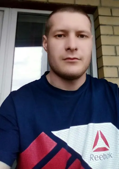 Евгений из Верхней Пышмы, мне 36, познакомлюсь без обязательств