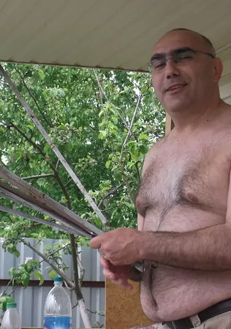 Я Артик, 61, знакомлюсь без обязательств в Санкт-Петербурге