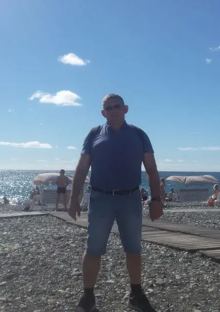 Андрей из Старого Оскола, ищу на сайте знакомства на одну ночь