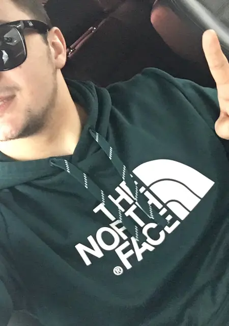 Сергей из Москвы, мне 74, познакомлюсь на одну ночь