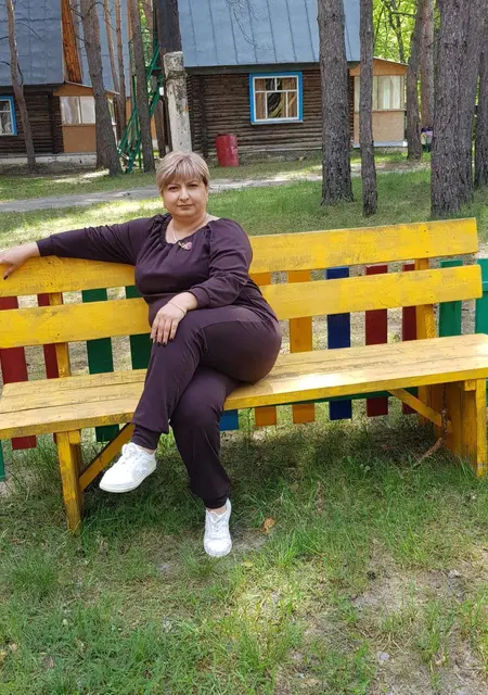 Я Света, 39, знакомлюсь для дружбы в Базовом