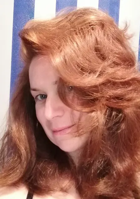 Я Ольга, 43, из Омска, ищу знакомство для приятного времяпровождения