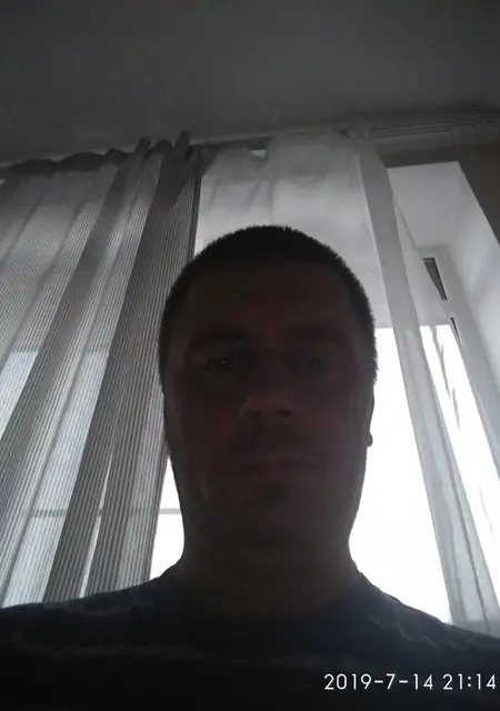 Я Михаил, 44, знакомлюсь без обязательств в Малоярославце