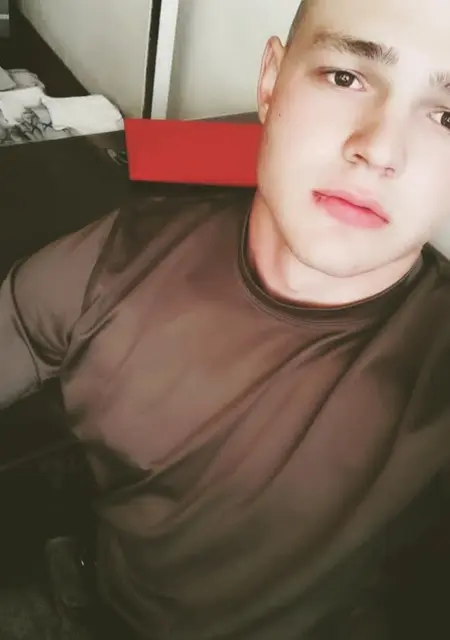 Владислав из Хабаровска, ищу на сайте приятное времяпровождение