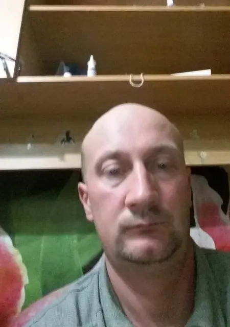 Александр из Бежецка, ищу на сайте знакомства без обязательств