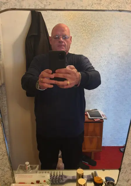 Алекс из Тель-авива, мне 38, познакомлюсь без обязательств