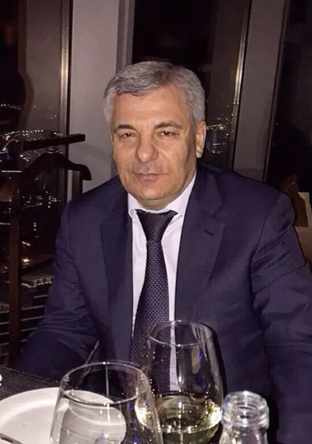 Малик из Москвы, ищу на сайте приятное времяпровождение